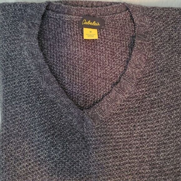 Cabela Women’s V Neck Long Sleeve Sweater Size Medium Gray - Picture 3 of 3
